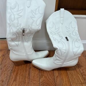 White Heeled Boots with Intricate Stitching